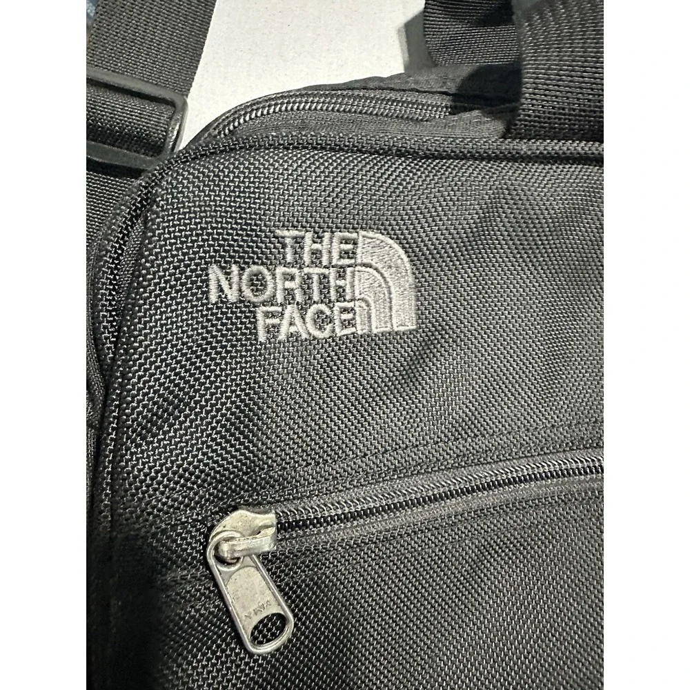 North Face Black Messenger Bag Laptop Strap & Handles